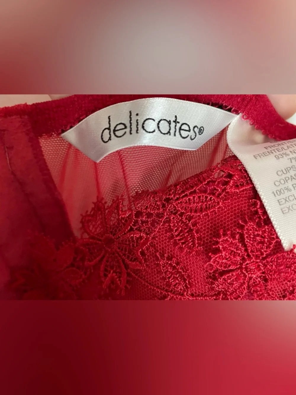 delicates sultry red
